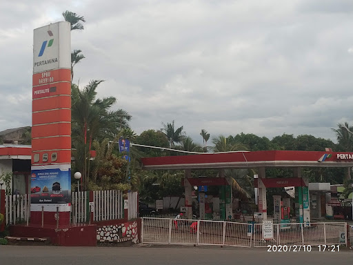 Pom bensin/SPBU Dok V Atas