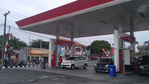 SPBU Sutisna Senjaya