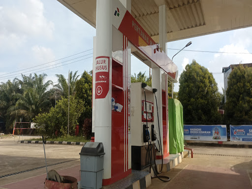 SPBU Sungai Laur