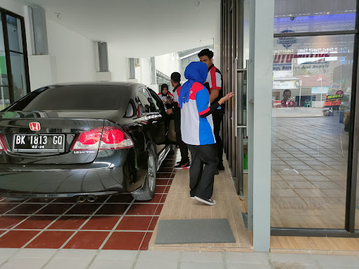 TOP AUTOMOTIVE MEULABOH