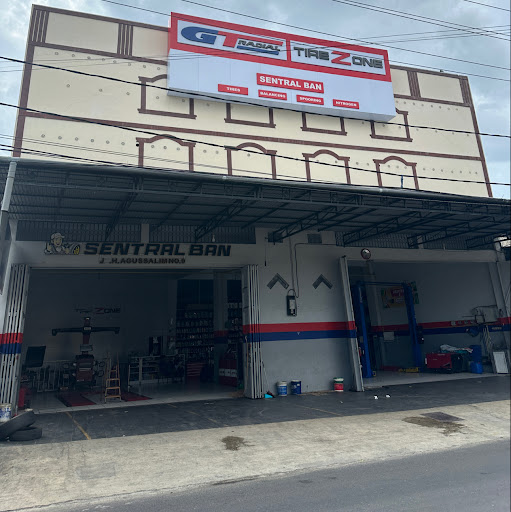 TIREZONE SENTRAL BAN BENGKEL PAREPARE