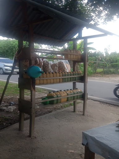 Depot minyak pertalite eceran yoyok