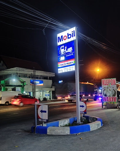 Mobil Indostation Cangkringmalang