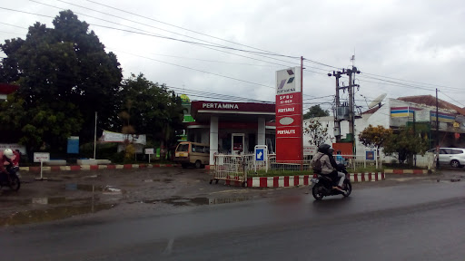 Pom Bensin Pameungpeuk